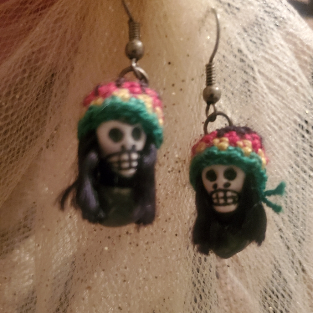 5 Pairs of Earrings for $15 & $4.99 SHIPPING!!